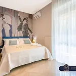 Gate - Luxury Bari
