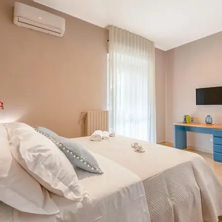 Gate - Luxury باري