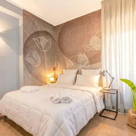 Gate - Luxury Bari